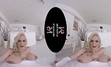 VR Sexy Girlz.com - Soția face sex cu prietenii ei buni