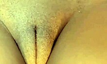 Кингстонсова витка лепотица показује своје мишићаво тело и велики клиторис