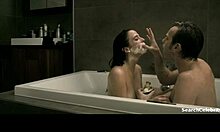 Video payudara dan payudara buatan sendiri Eva Greens